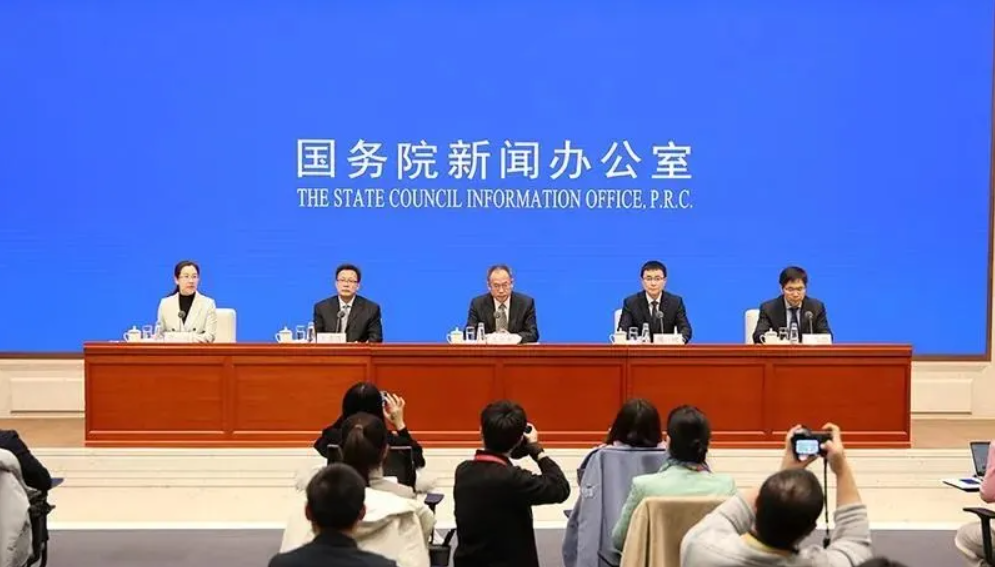 国新办吹风会：集采品种扩围，不追求最低价