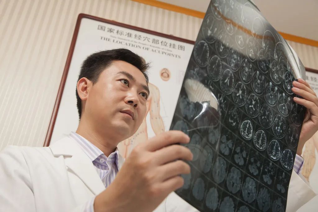 疫情之下诊所开展新专科 新项目，必须评估的八个要点
