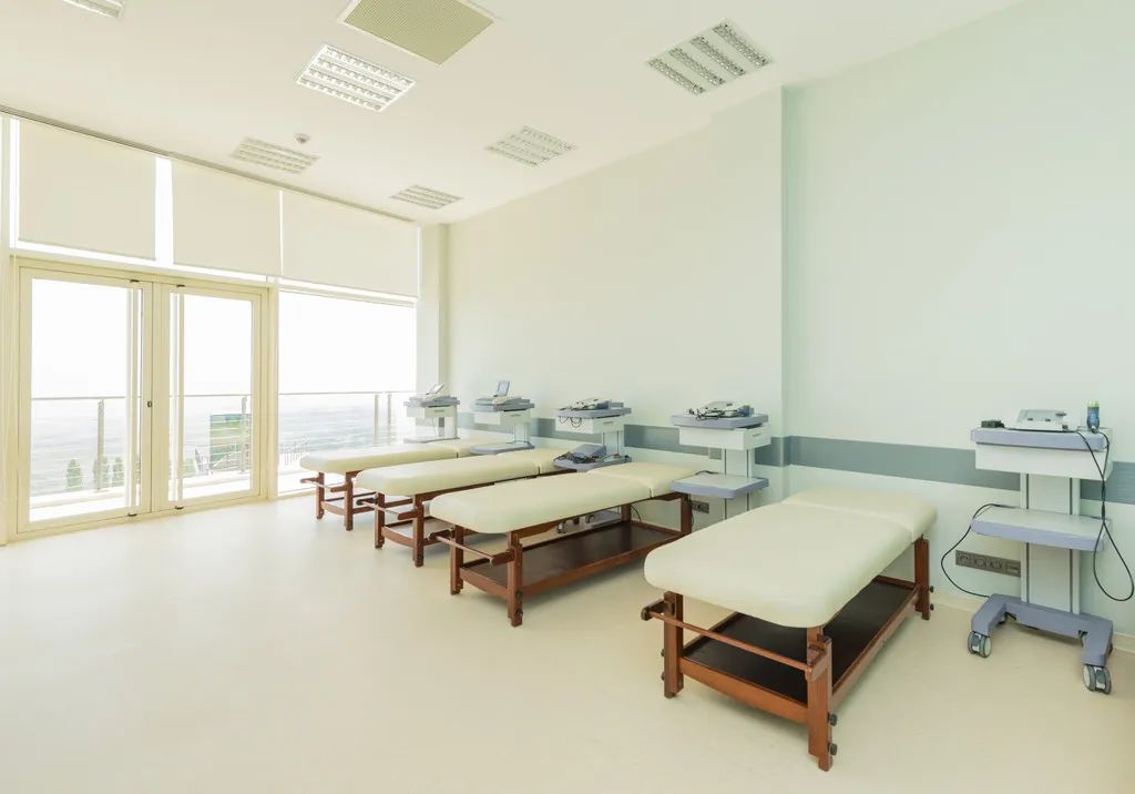 医院不敢收复杂病人、患者被强制要求转院？医保局回应