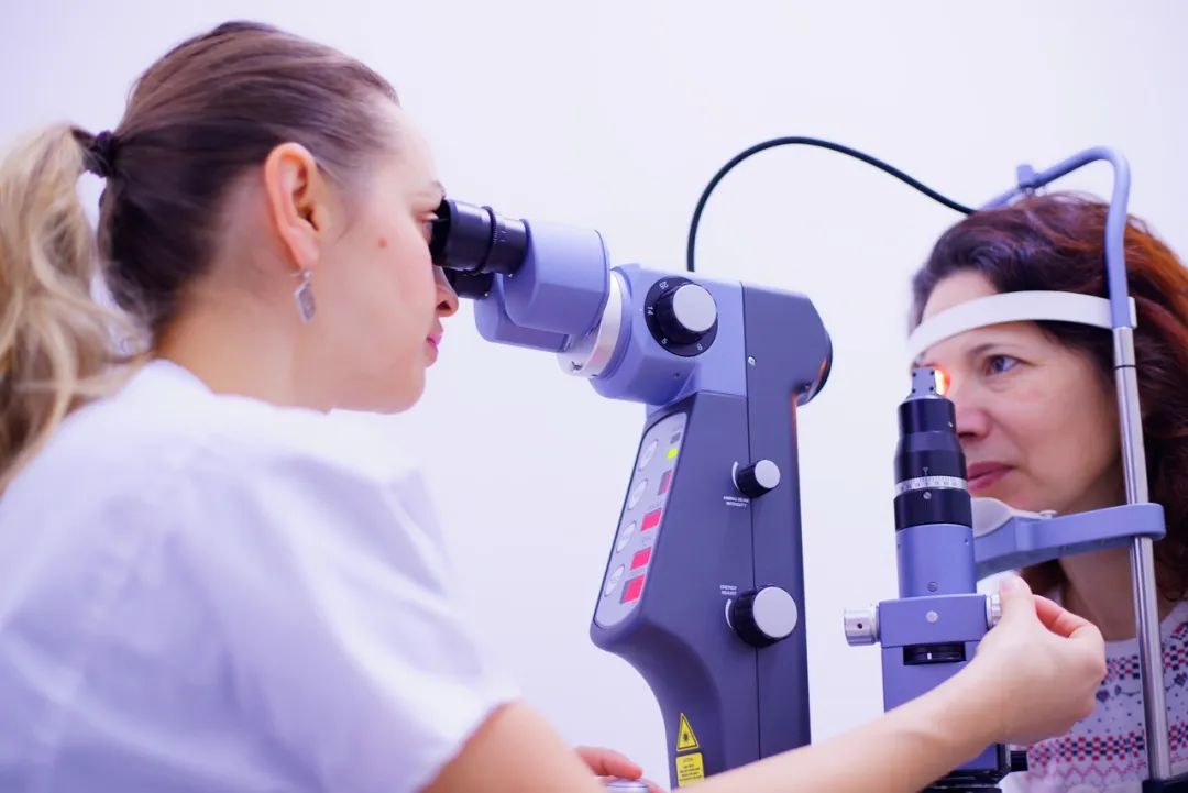 以眼科入局、以视光破局：眼科运营和视光运营究竟有啥不同？
